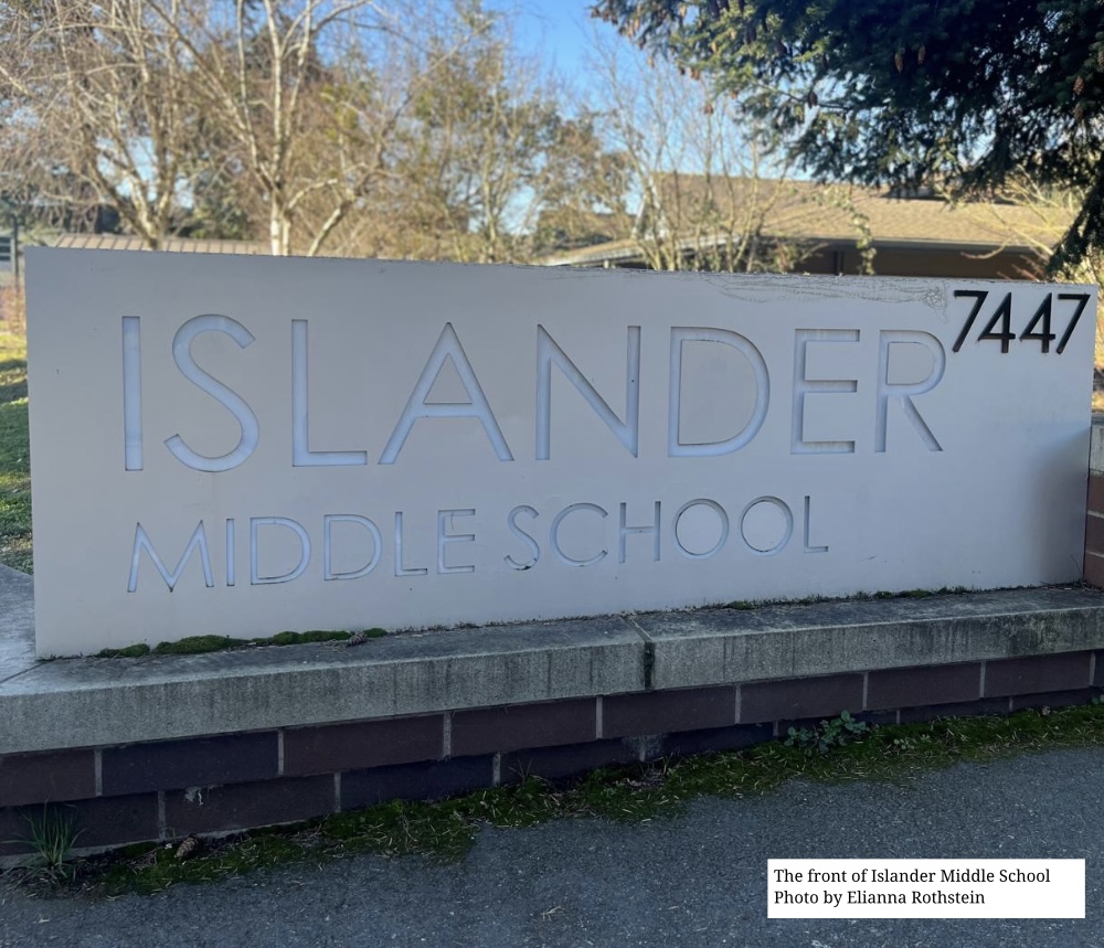 The front of Islander Middle School